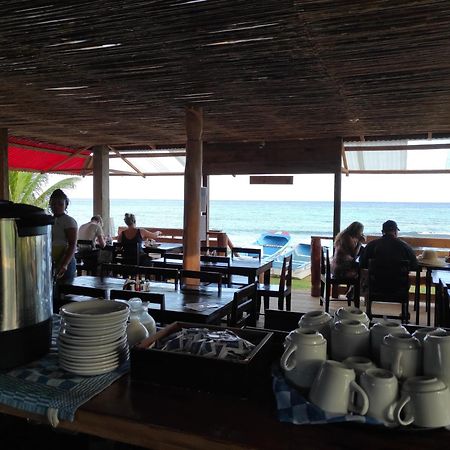 Paraiso Beach Hotel Brig Bay Kültér fotó