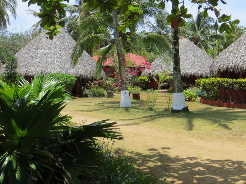 Paraiso Beach Hotel Brig Bay Kültér fotó