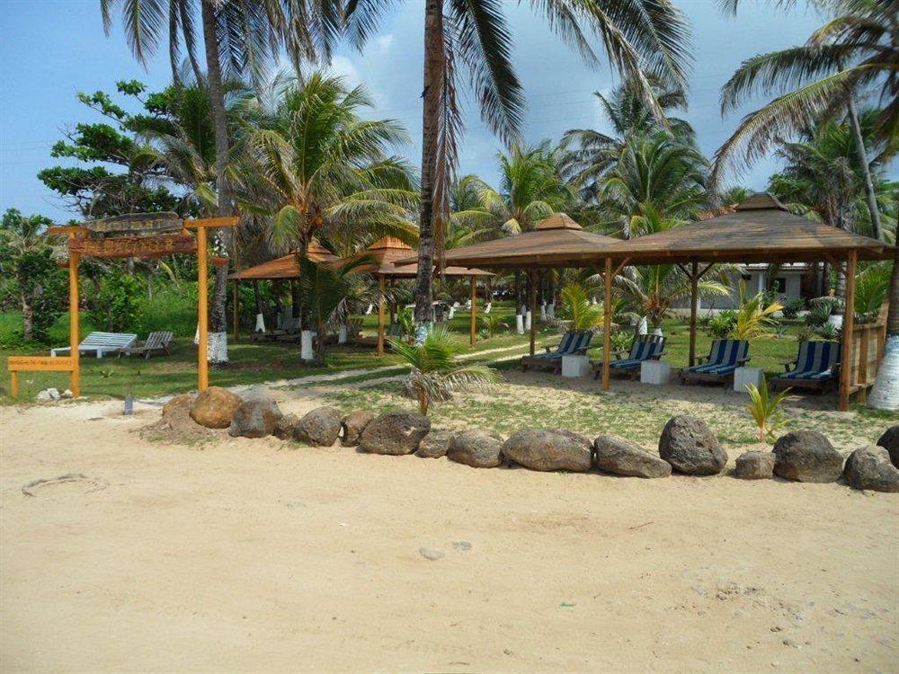 Paraiso Beach Hotel Brig Bay Kültér fotó
