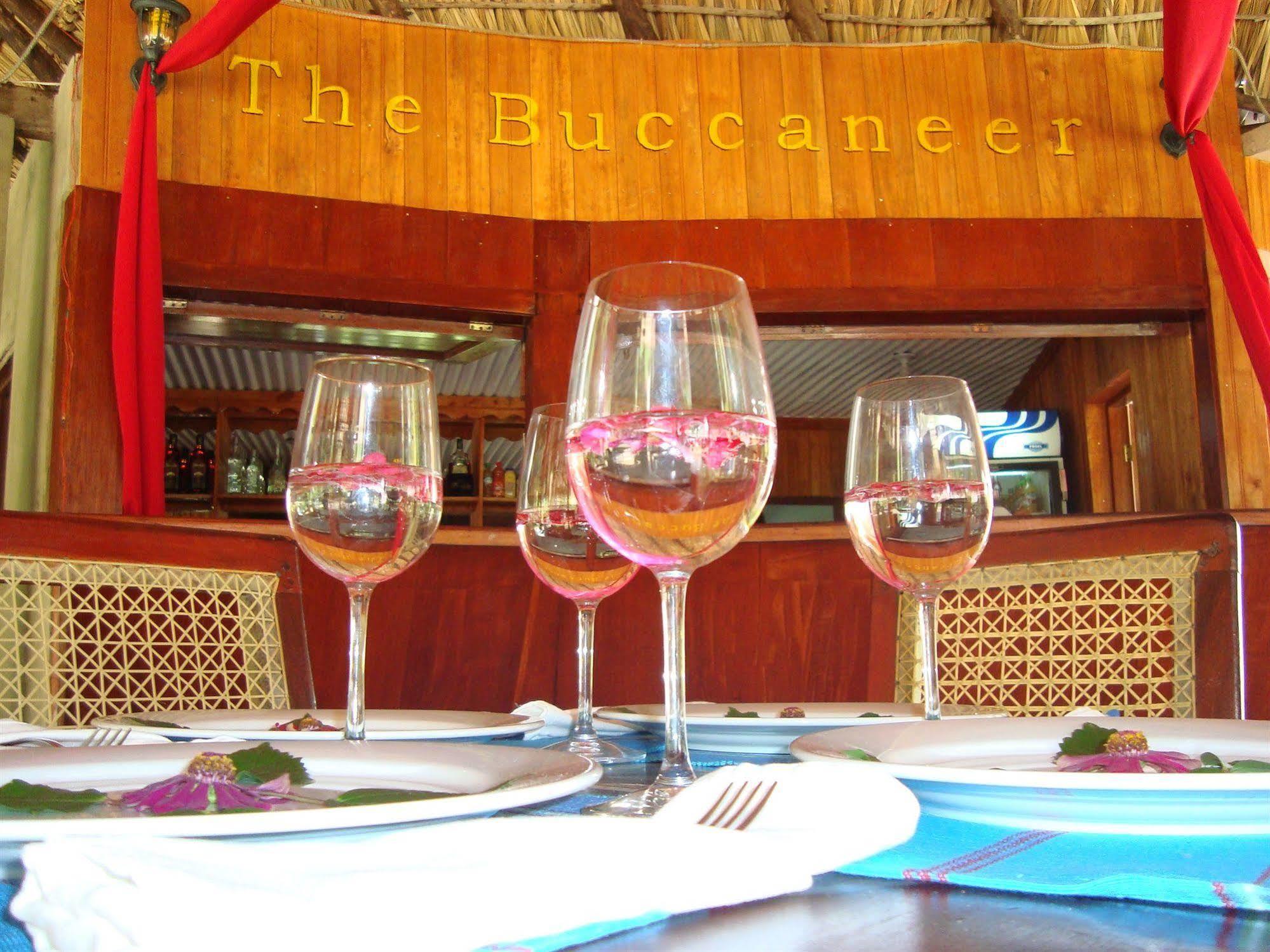 Paraiso Beach Hotel Brig Bay Kültér fotó
